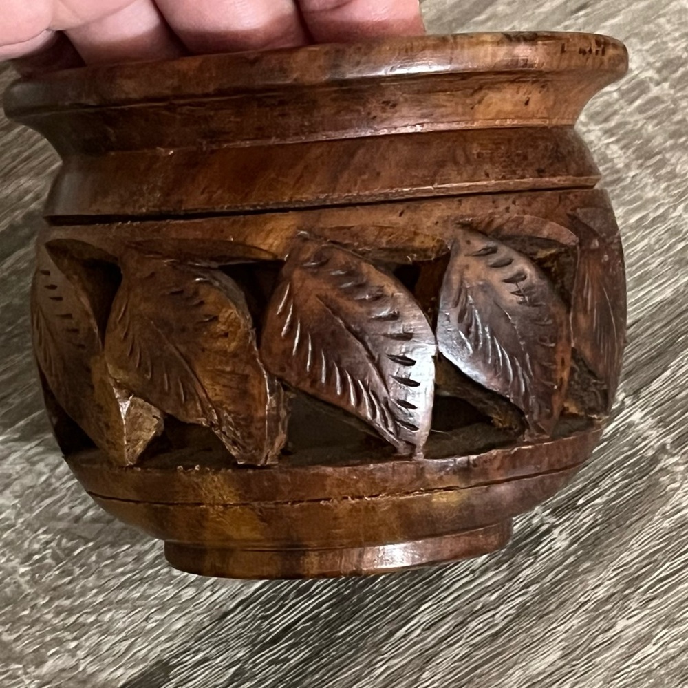 Hand Carved Wooden Acadia Candle Holder With Cutout Leaves Bohemian Decor - Picture 7 of 9